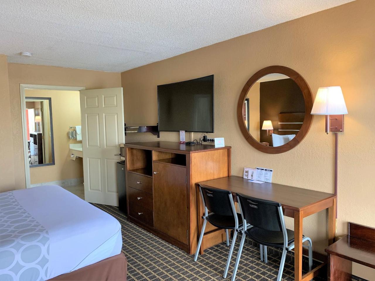 Star Plus Inn & Suites Selmer Extérieur photo