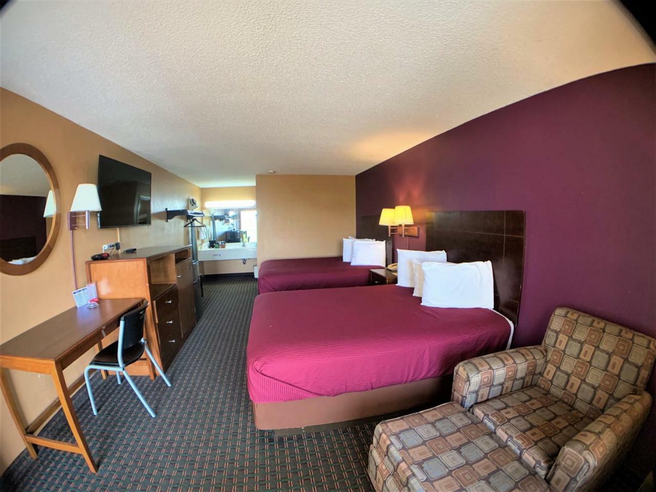 Star Plus Inn & Suites Selmer Extérieur photo